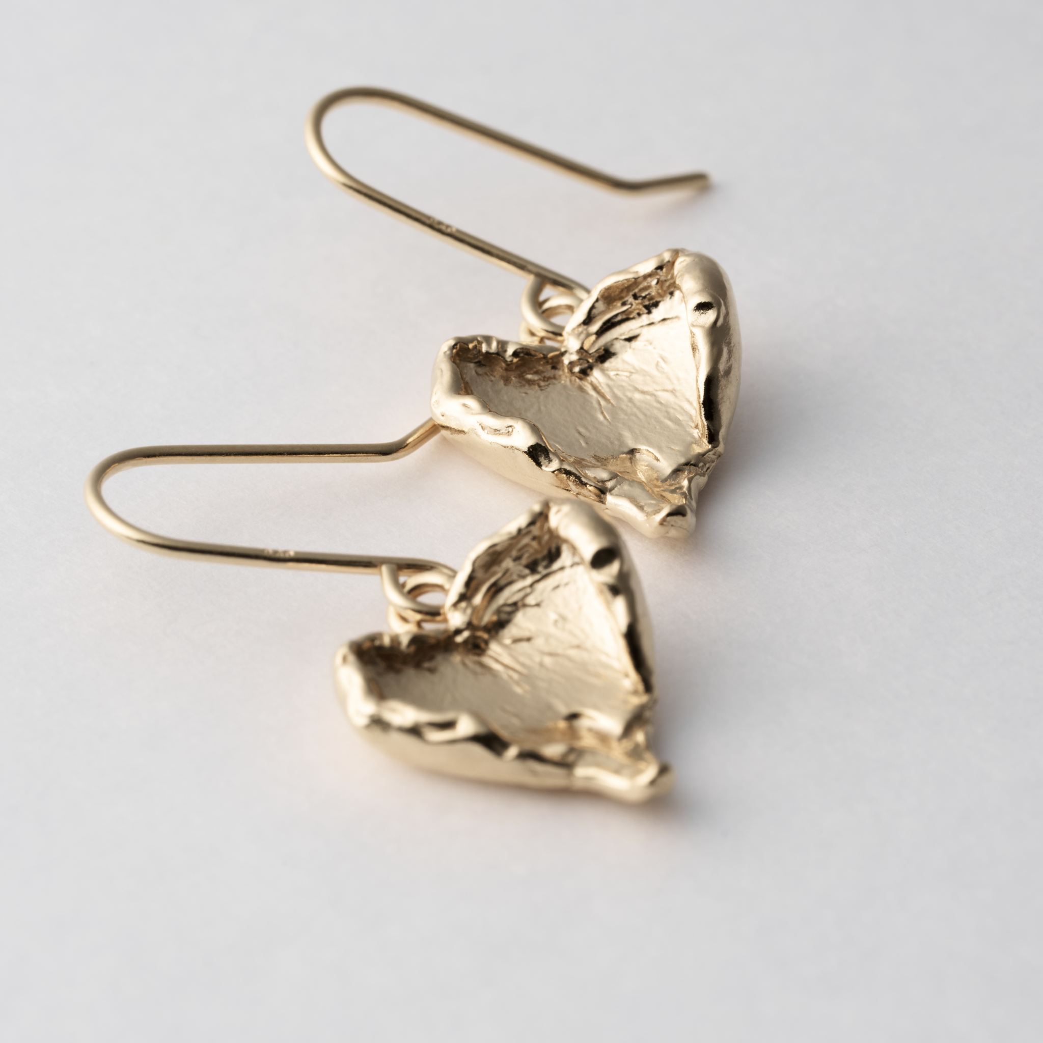 PETAL HEART EARRINGS