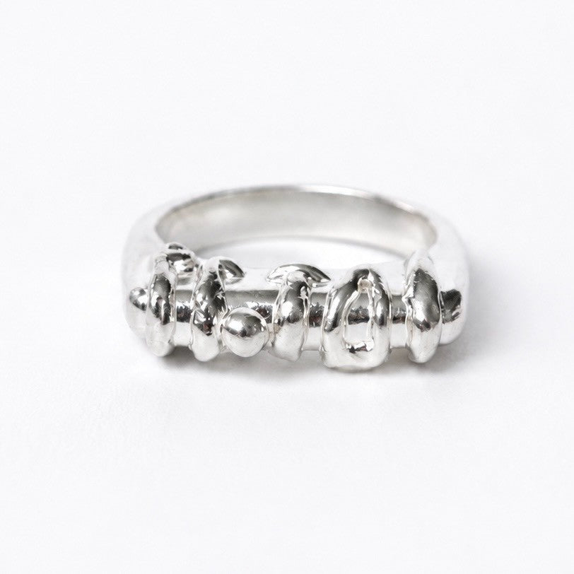 ”petal” BOXY RING