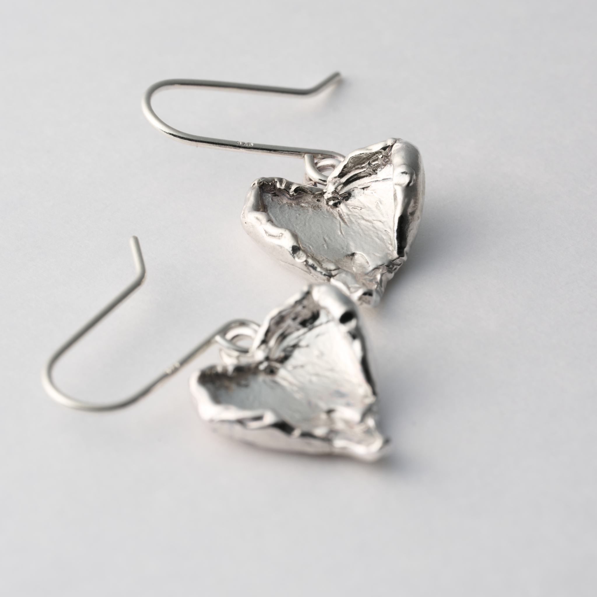 PETAL HEART EARRINGS