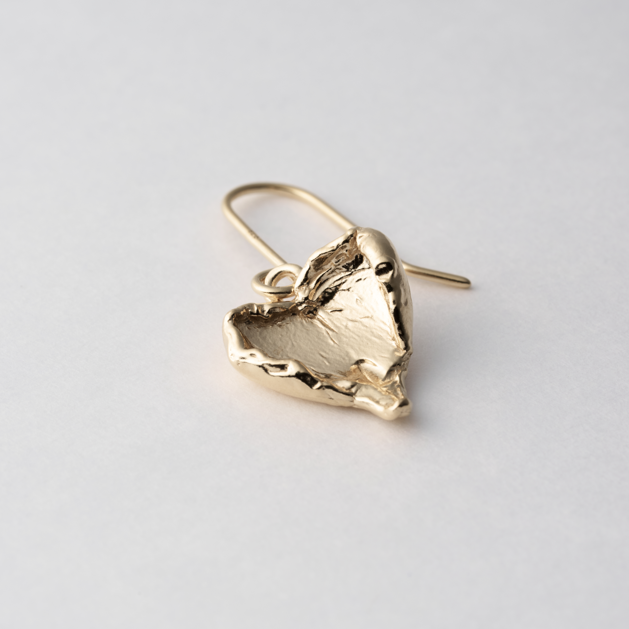 PETAL HEART EARRINGS
