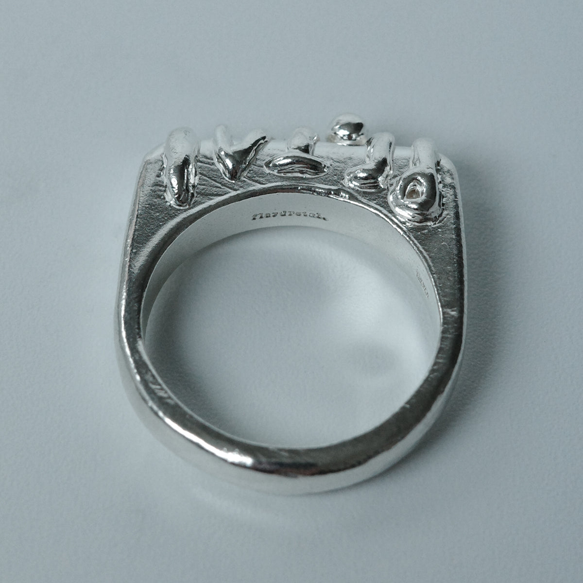 ”petal” BOXY RING