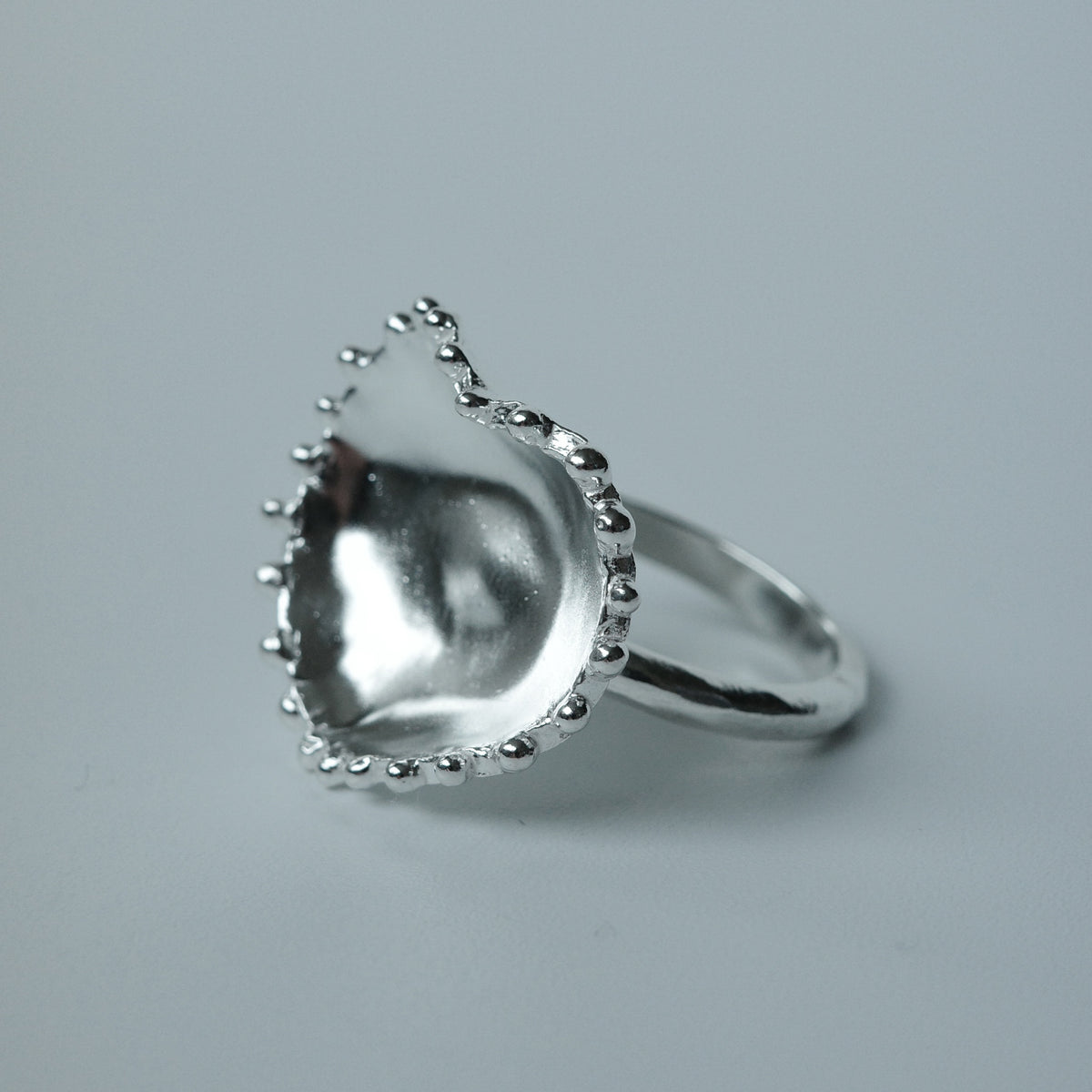 TWISTED RAINDROPS RING